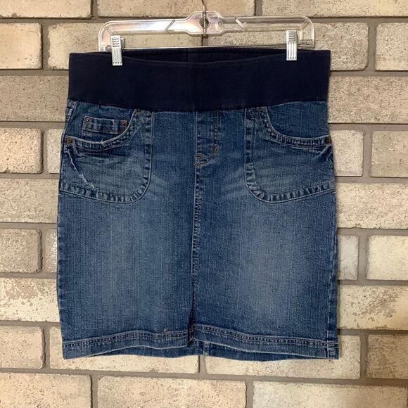 3for$20 maternity skirt mini medium - Picture 1 of 4